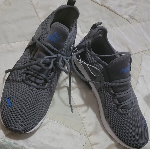 Puma, size 9 running shoes - Picture 2 of 2